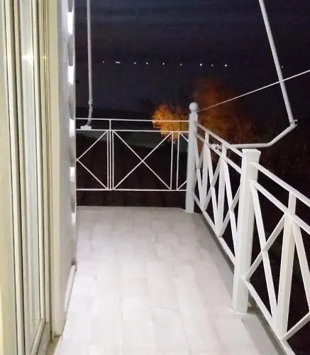 Petrakis 4* Lefkímmi