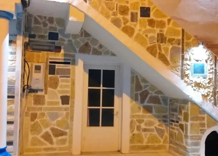 Gasthuis Petrakis Lefkímmi