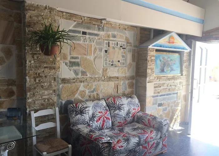Petrakis