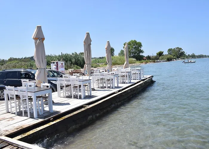 Petrakis 4* Lefkímmi