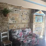 Petrakis