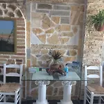 Petrakis 4*