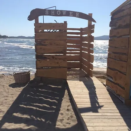 Πανσιόν Petrakis 4*