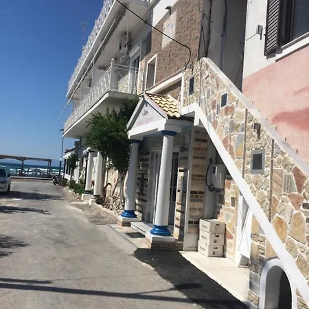 Petrakis Guest house Lefkimmi (Corfu)