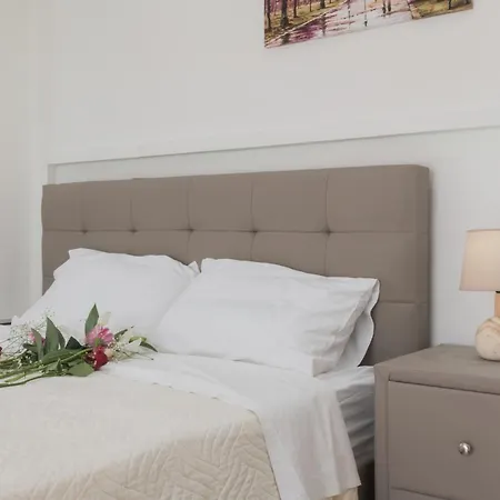 Guest house Petrakis 2*