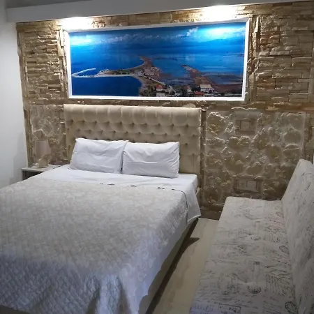 Petrakis 4*